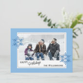 Mooie faux glitter snowflakes op lichtblauw feestdagenkaart (Staand voorkant)