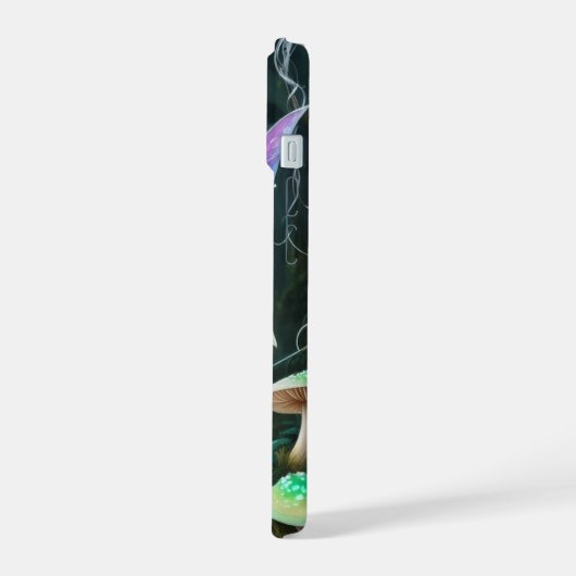 Mooie fee in een betoverd paddenstoelbos iPhone 15 case (Linkerkant)
