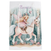Mooie fee meisje rijden in een betoverd bos medium cadeauzakje (Achterkant)