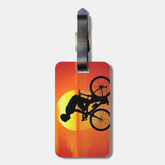 Mooie fiets silhouet zonsondergang scène kleurrijk bagagelabel (Achterkant verticaal)