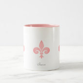 Mooie Fleur-de-lis-ventilator in lichtkoraalroze Tweekleurige Koffiemok (Center)