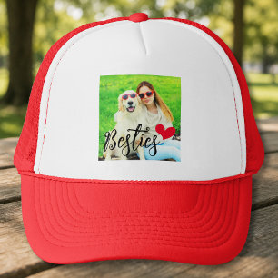 Mooie Foto van Beste Vriendin met Cute Hond en Rod Trucker Pet