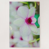 Mooie fuchsie en witte bloem legpuzzel (Verticaal)