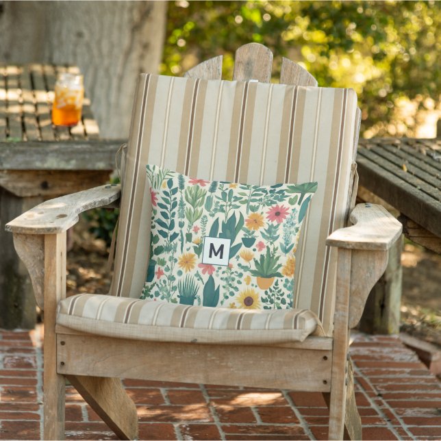 Mooie Gebloemde Tuinplanten Bloemen met Monogram Buitenkussen (Stoel)