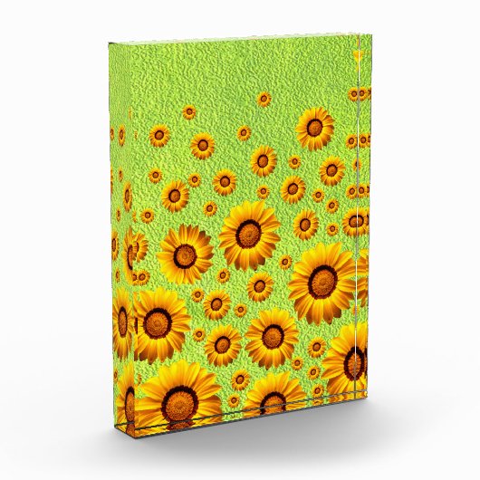 Mooie gele bloemen op abstract groen fotoblokken (Links)