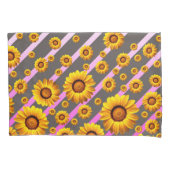 Mooie gele bloemen op grijze, roze strepen kussensloop (Voorkant-Links)