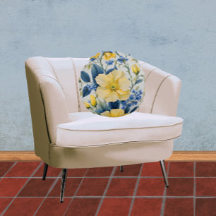 Mooie gele en blauwe bloemen rond kussen