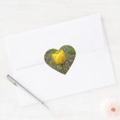 Mooie gele tulp hart sticker (Envelop)
