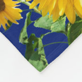Mooie gele zonnebloemen op blauw fleece deken (Hoek)
