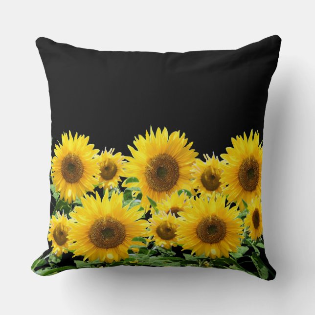Mooie gele zonnebloemen op zwart kussen (Voorkant)