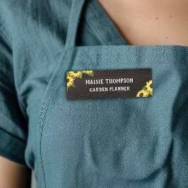 Mooie Gele Zonnebloemen & Rustieke Donkere Hout Naamplaatje