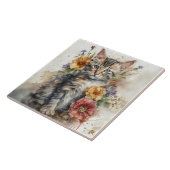 Mooie Grijze Tabby Kat Omgeven door Bloemen Tegeltje (Zijkant)