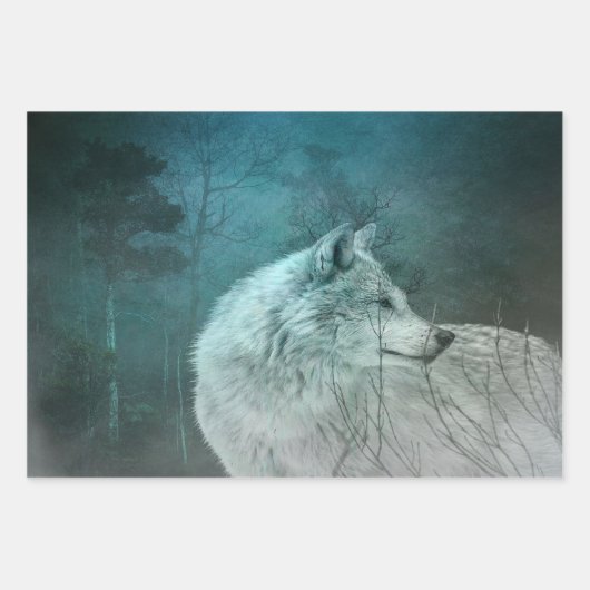 Mooie Grijze Wolf in een Donker Bos Inpakpapier Vel (Voorkant)