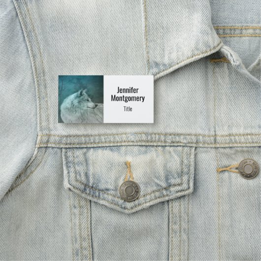 Mooie Grijze Wolf in een Donker Bos Naamplaatje (In situ)