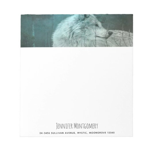 Mooie Grijze Wolf in een Donker Bos Notitieblok (Voorkant)