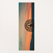 Mooie Groene Oranje Zonsondergang Boeddha Aangepas Yogamat (Voorkant)