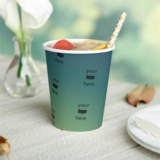 Mooie groene schaduw met elegante gradiënt papieren bekers (Insitu)