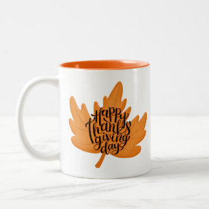 Mooie Happy Thanksgiving Typografie op Leaf Herfst Tweekleurige Koffiemok