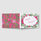 Mooie helder roze trouwrozen bloemstuk gastenboek (Volledig)