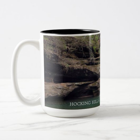 Mooie Hocking Hills Iconische waterval Tweekleurige Koffiemok (Links)