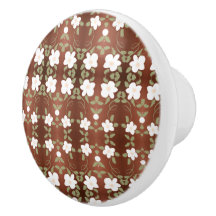 Mooie Honey Brown Flowered Cabinet pull