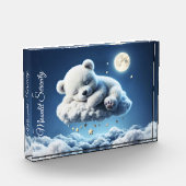 Mooie ijsbeerwelp donzige wolken fotoblokken (Links)