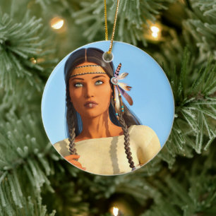 Mooie Inheemse Amerikaanse Vrouw Inheemse Outfit Keramisch Ornament