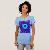 Mooie iriserende blauwe bloemenkunst olieverfschil t-shirt (Voorkant volledig)
