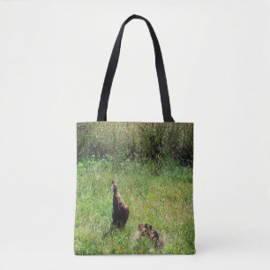 Mooie jongen van de wilde eend en moeder..... tote bag