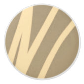 Mooie kabinetstrek met crème en beige keramische knop (Voorkant)