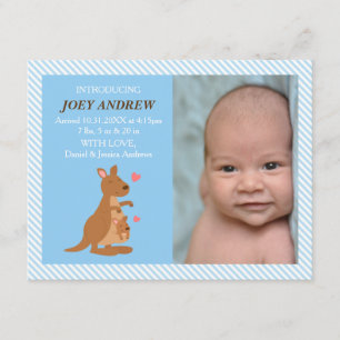 Mooie kangoeroe joey baby foto geboorteaankondigin aankondiging