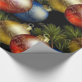 Mooie kerstballen met een fraai design cadeaupapier (Hoek)