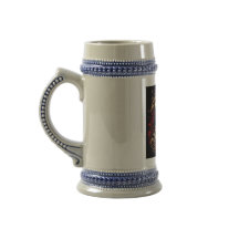 Mooie kerstboom rood lint ontwerp