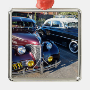 Mooie klassieke auto's op het Show van de auto Metalen Ornament