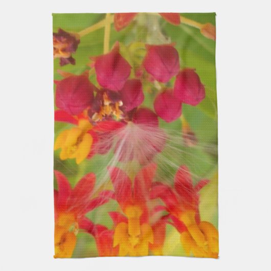 Mooie kleurrijke bloem met Milkweed Art Print Theedoek (Verticaal)