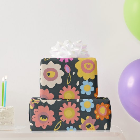 Mooie kleurrijke bloemen en vogels Wrapping Paper Cadeaupapier (Feestgeschenken)