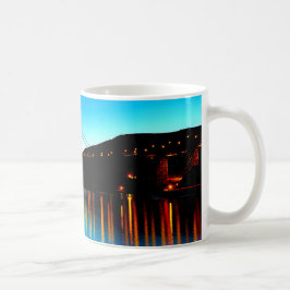 Mooie, kleurrijke zon op Golden Gate Bridge Koffiemok