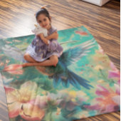 Mooie kolibrie omringd door bloemen fleece deken