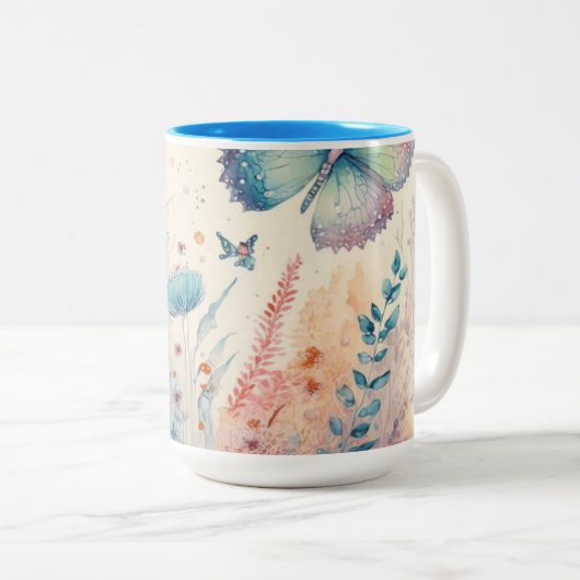 Mooie kop van een drankje in vlinderkleur (Voorkant rechts)