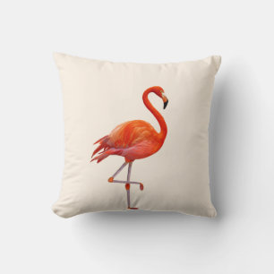 Mooie koraalroze flamingo op licht zand beige kussen
