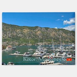 Mooie Kotorbaai in Montenegro reis Magneet