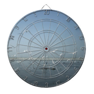 Mooie kranen vliegen over het ballet van Water Nat Dartbord