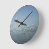 Mooie kranen vliegen over het ballet van Water Nat Ronde Klok (Hoek)