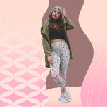 Mooie Leggings bloemen en enveloppen<br><div class="desc">Maak kennis met onze verbluffende leggings met een bloeiend patroon, ideaal om een beetje elegantie aan elke outfit toe te voegen. Deze leggings zijn gemaakt van hoogwaardig, stretchy materiaal en bieden ultieme comfort en een vleiend design. Het prachtige bloemontwerp is oogkweek en vrouwelijk, waardoor ze perfect zijn voor zowel casual...</div>