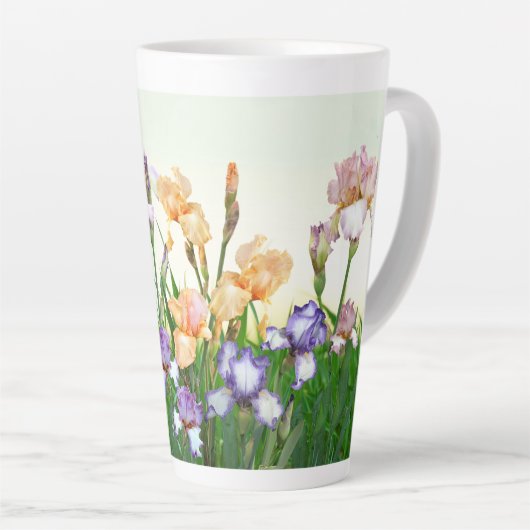 Mooie Lente Irissen Bloemen Latte Mok (Rechterhoek)