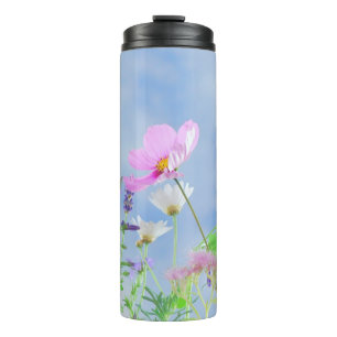 Mooie lente wilde bloemen thermosbeker