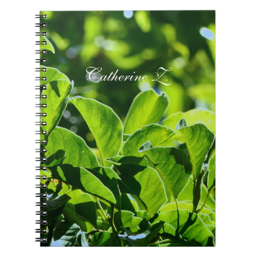 Mooie lente, zomergroene bladeren. Naam toevoegen Notitieboek (Voorkant)