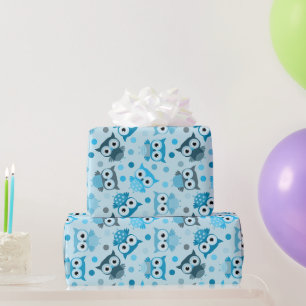 Mooie lichtblauwe kleurrijke uilpatroon cadeaupapier