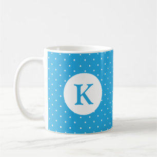 Mooie lichtblauwe stippenpatroon monogram koffiemok