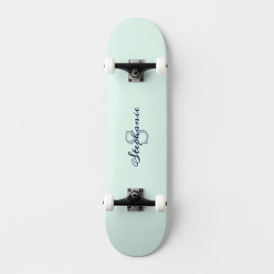 Mooie lichte groene elegante eenvoudige cute monog persoonlijk skateboard